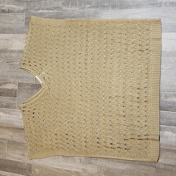 CW Classics brand Gold Tunic - Picture 6 of 9